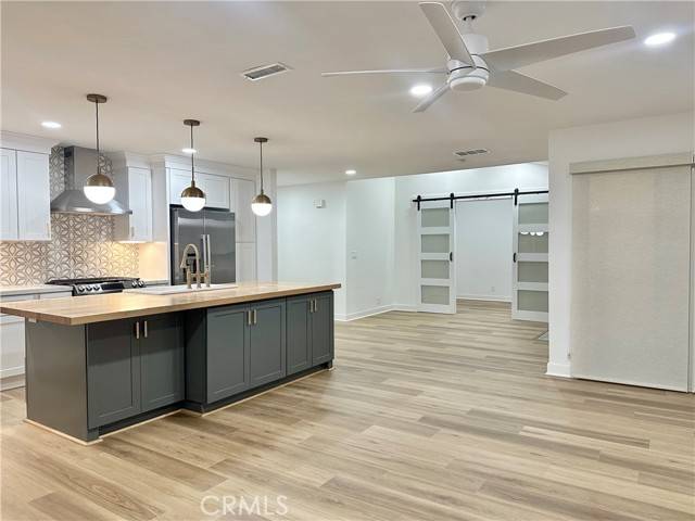 Mission Viejo, CA 92692,27865 Espinoza