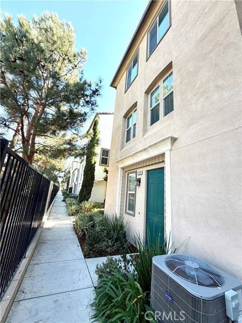 Eastvale, CA 91752,12398 Constellation St