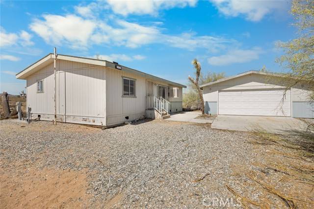 Landers, CA 92285,59125 Shayne LN