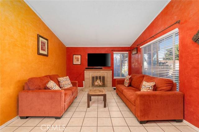 Jurupa Valley, CA 92509,5762 Sky Meadow