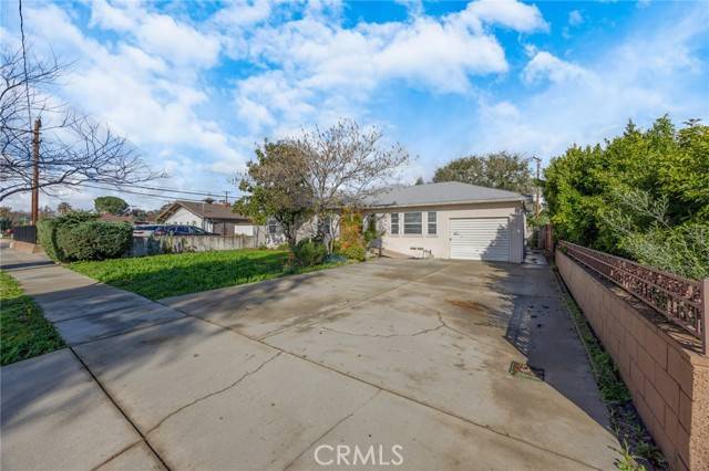 Ontario, CA 91762,660 W I