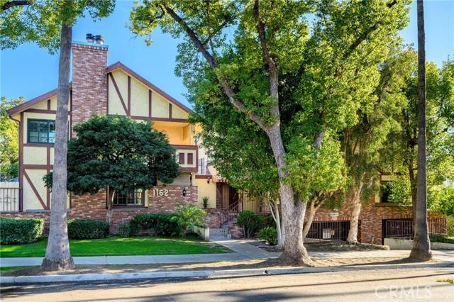 Glendale, CA 91201,1162 Winchester K