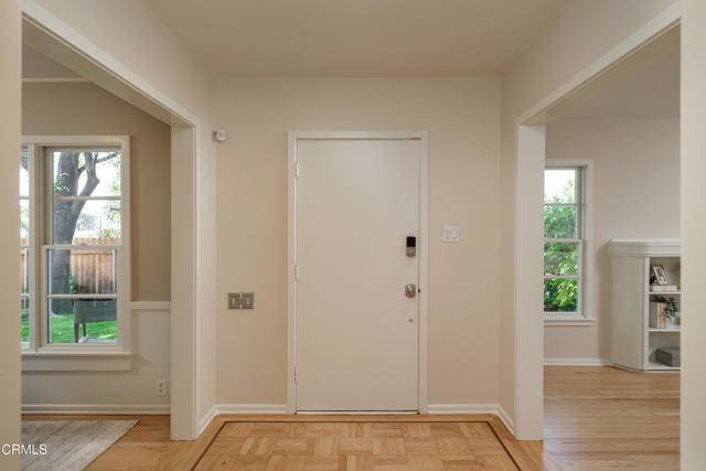 239 E Pentagon ST, Altadena, CA 91001