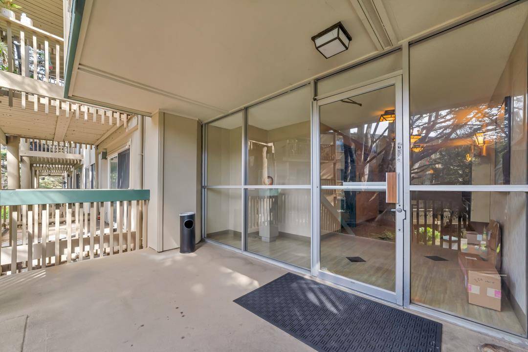 Daly City, CA 94015,359 Half Moon LN 205