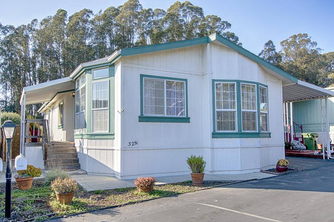 Soquel, CA 95073,3251 Birchwood LN 3251