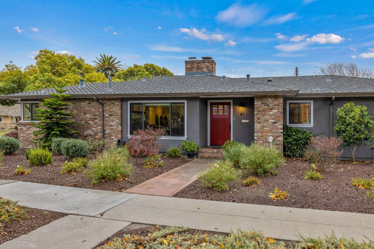 Salinas, CA 93901,61 Santa Ana DR