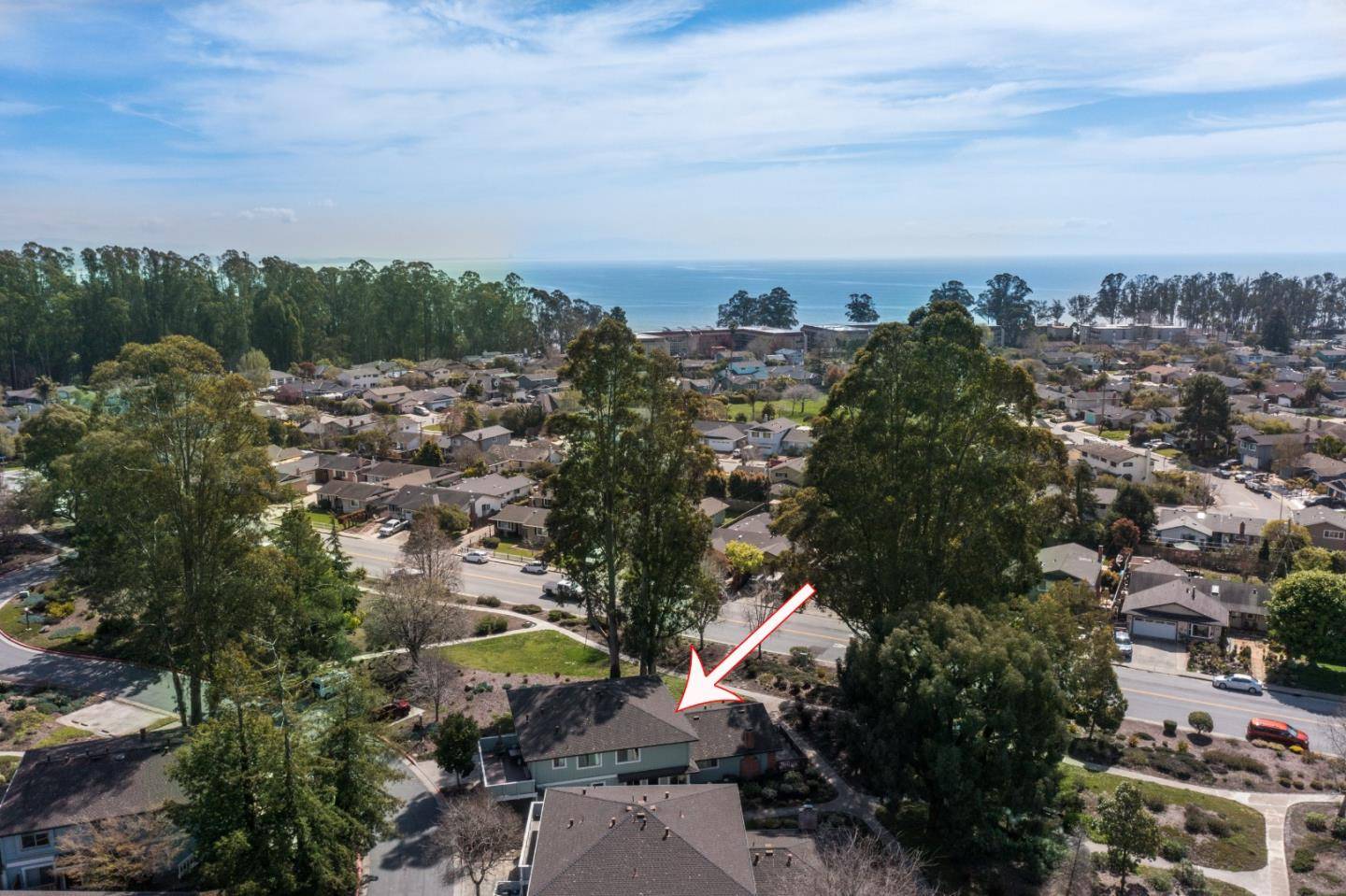 Capitola, CA 95010,1133 Callas LN 2