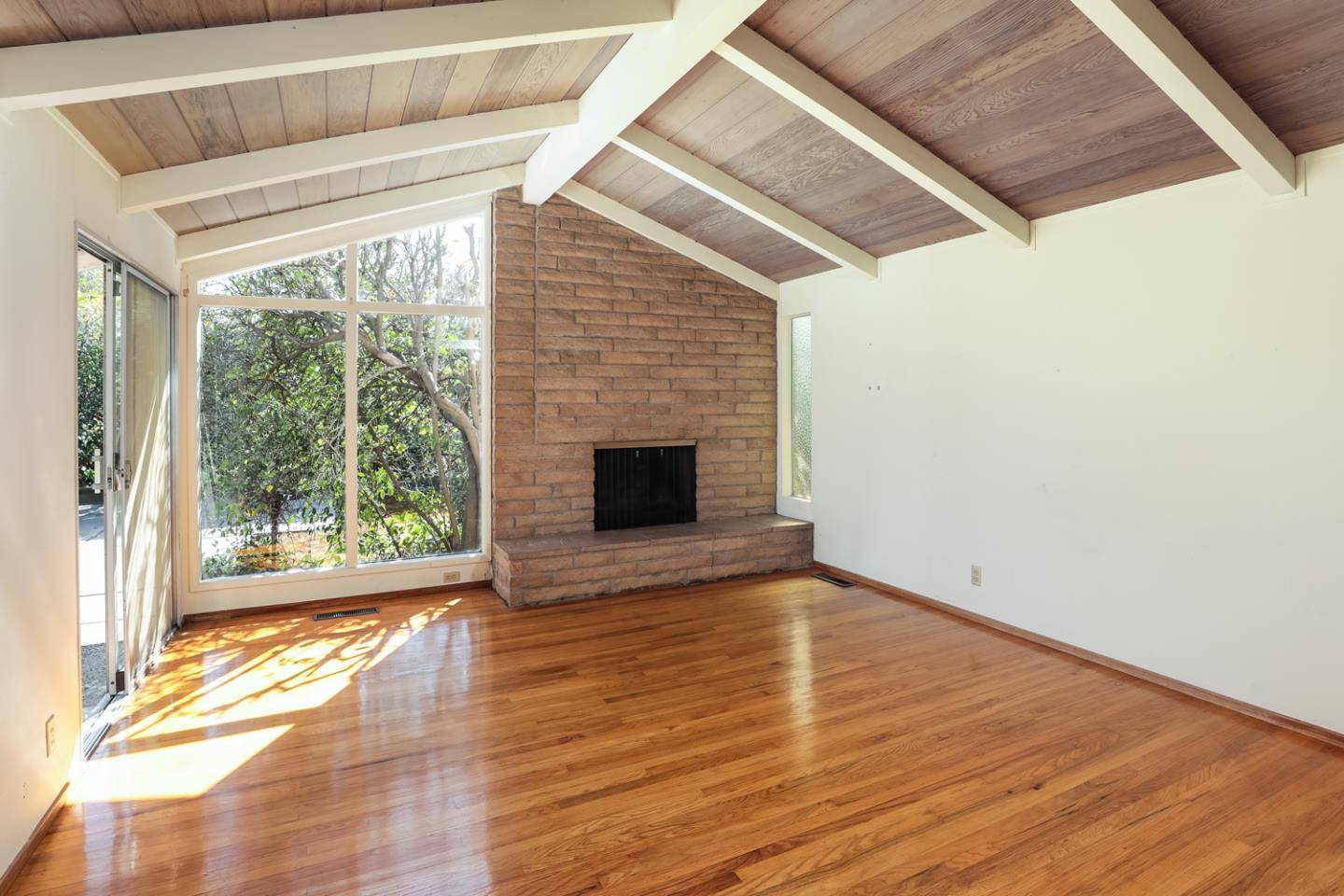 Santa Clara, CA 95051,271 Madrone AVE