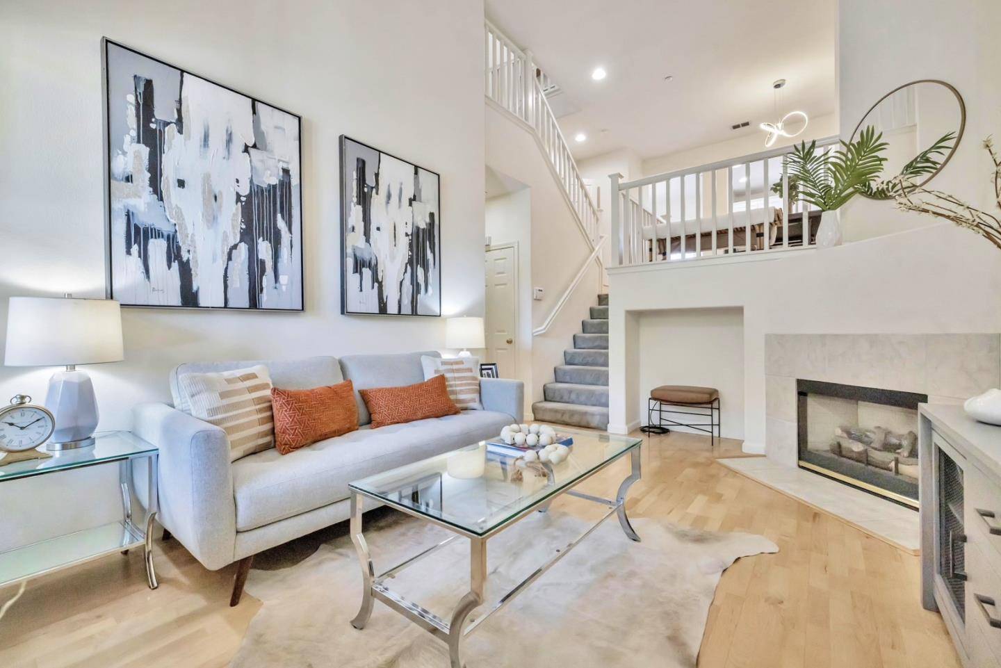 San Mateo, CA 94403,1133 Yates WAY