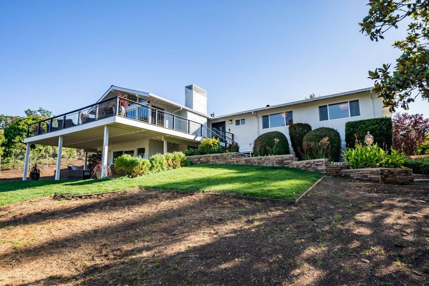 Los Altos Hills, CA 94022,12169 Dawn LN