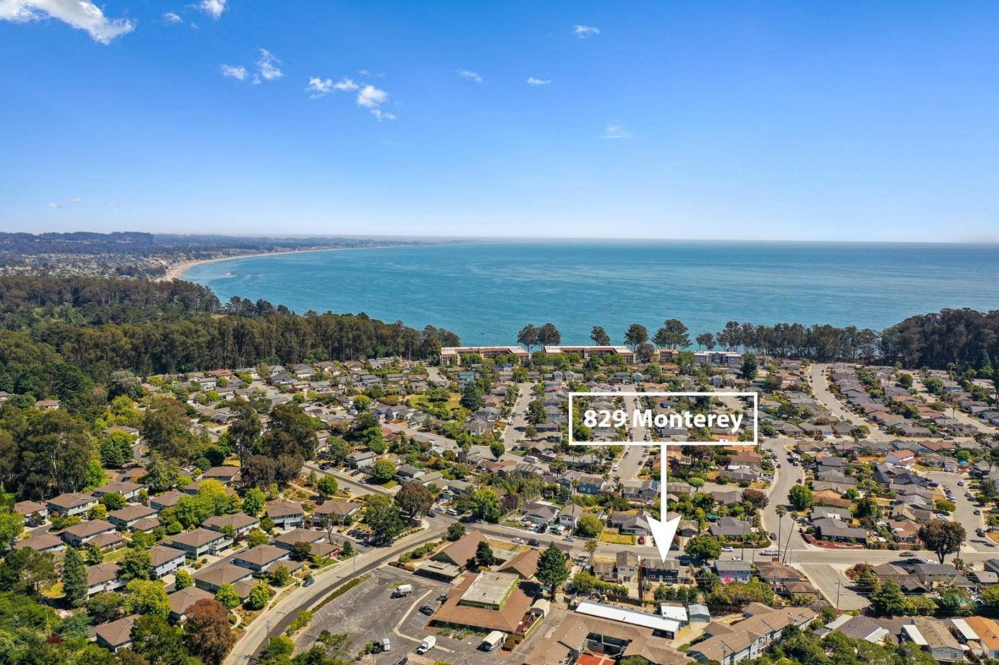 Capitola, CA 95010,829 Monterey AVE