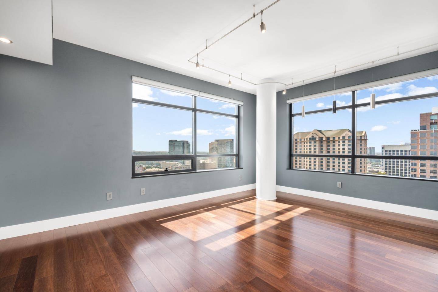 San Jose, CA 95113,88 E San Fernando ST 1702