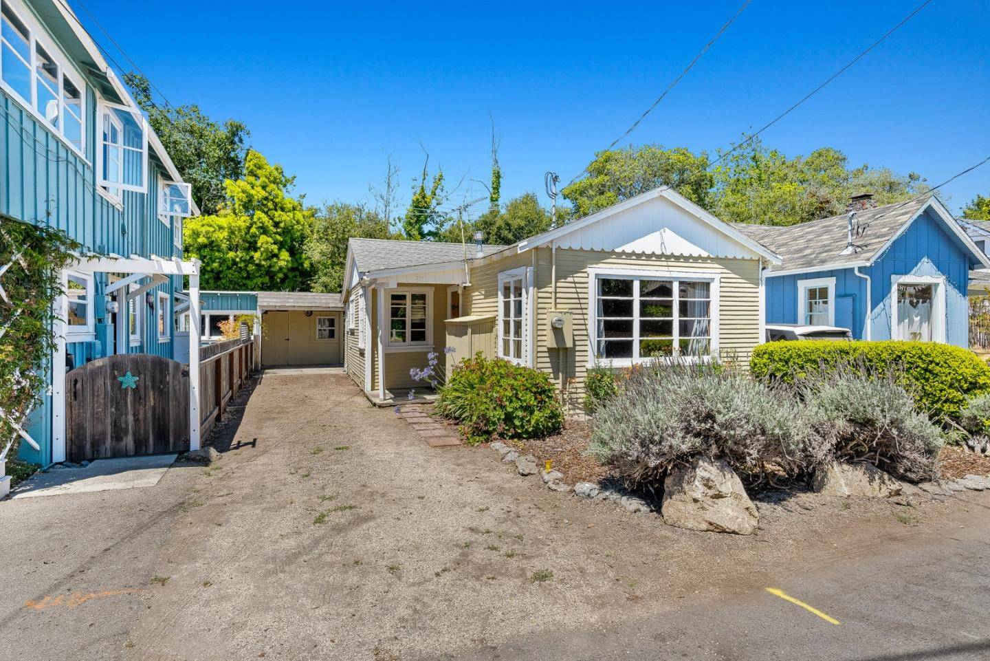 Capitola, CA 95010,214 Fanmar WAY