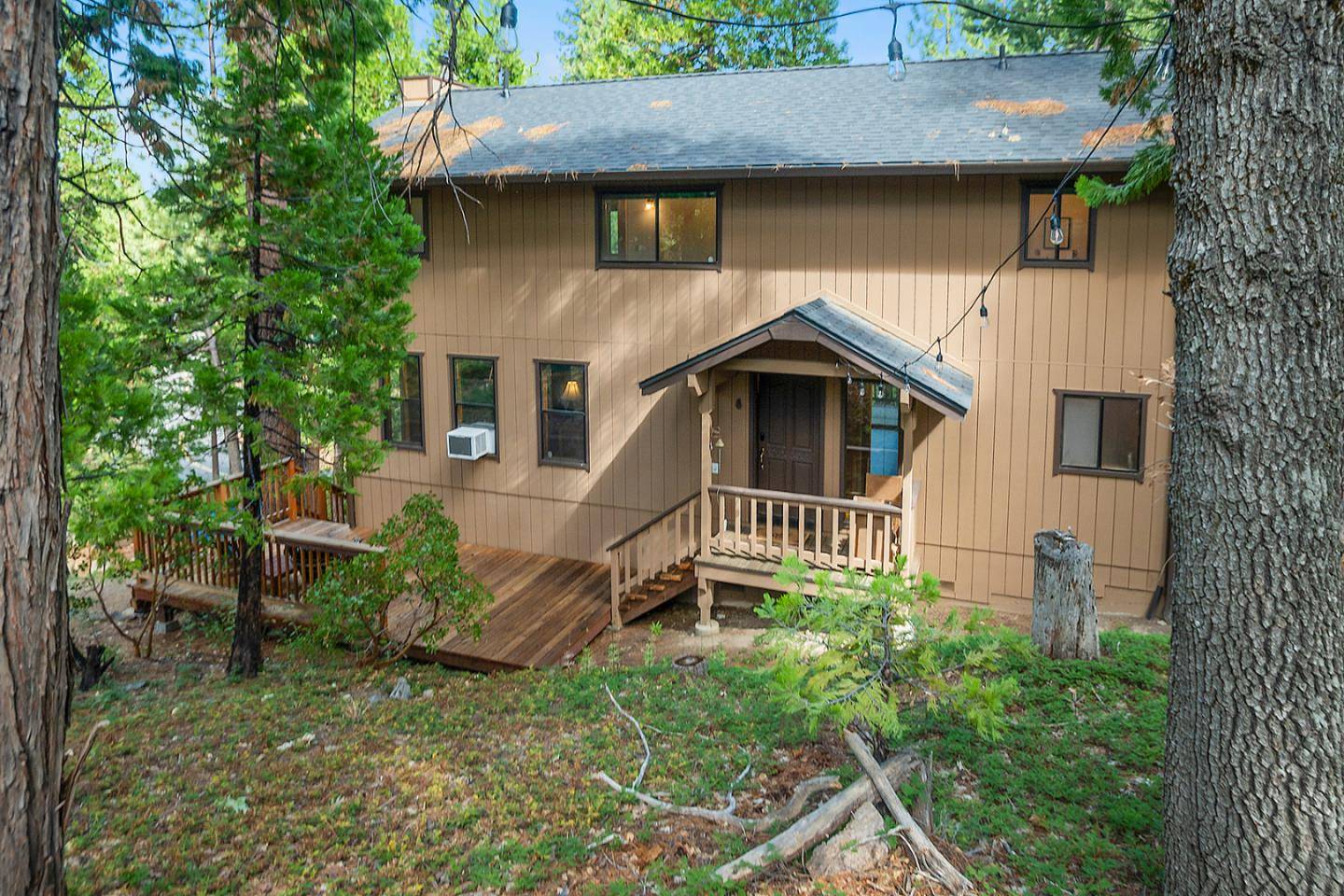 Dorrington, CA 95223,2707 Navajo DR