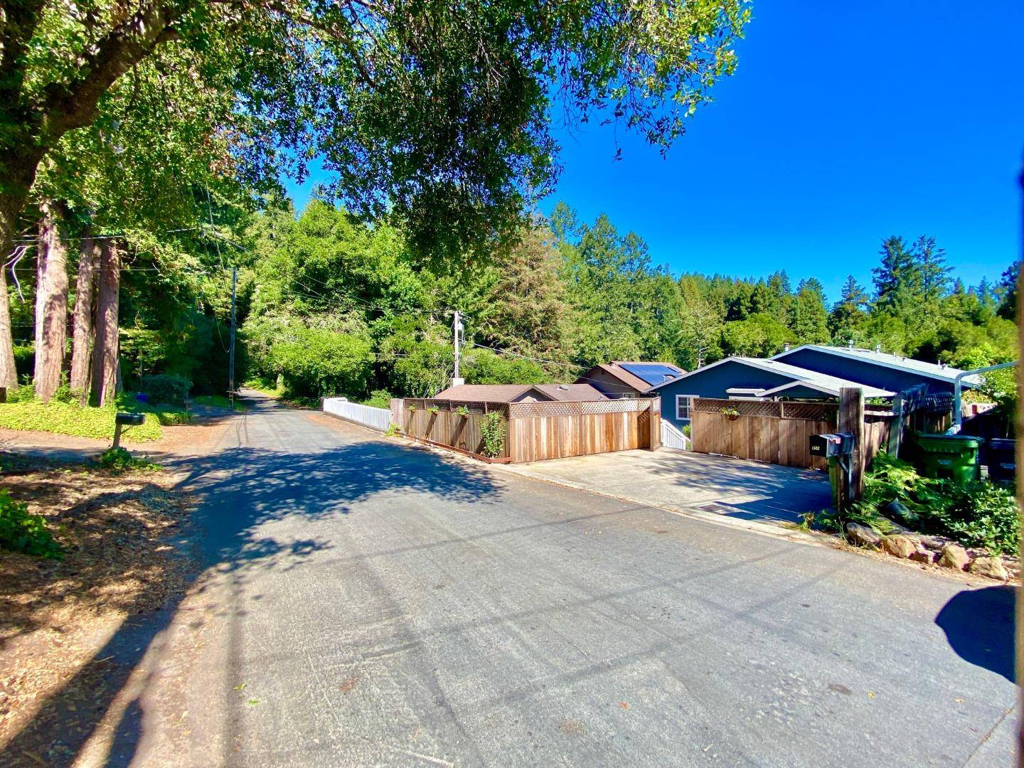 Felton, CA 95018,850 Pine DR