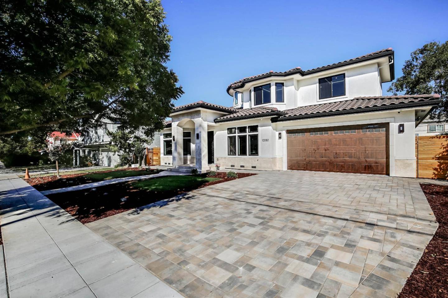 Cupertino, CA 95014,10080 Bret AVE