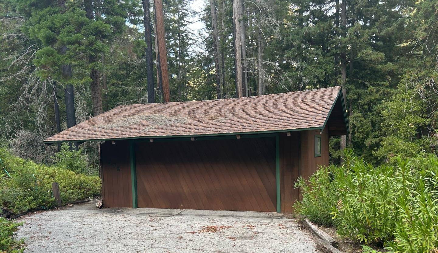Boulder Creek, CA 95006,372 Lake DR
