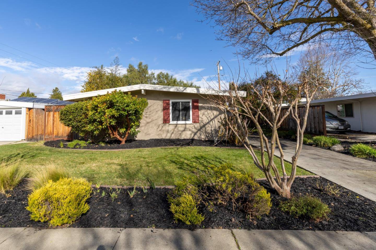 Mountain View, CA 94043,2362 Thompson CT