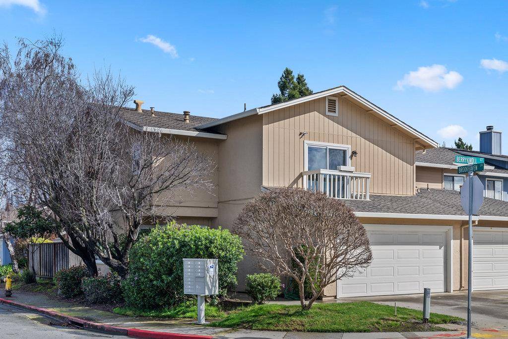 Watsonville, CA 95076,234 Berryknoll CT