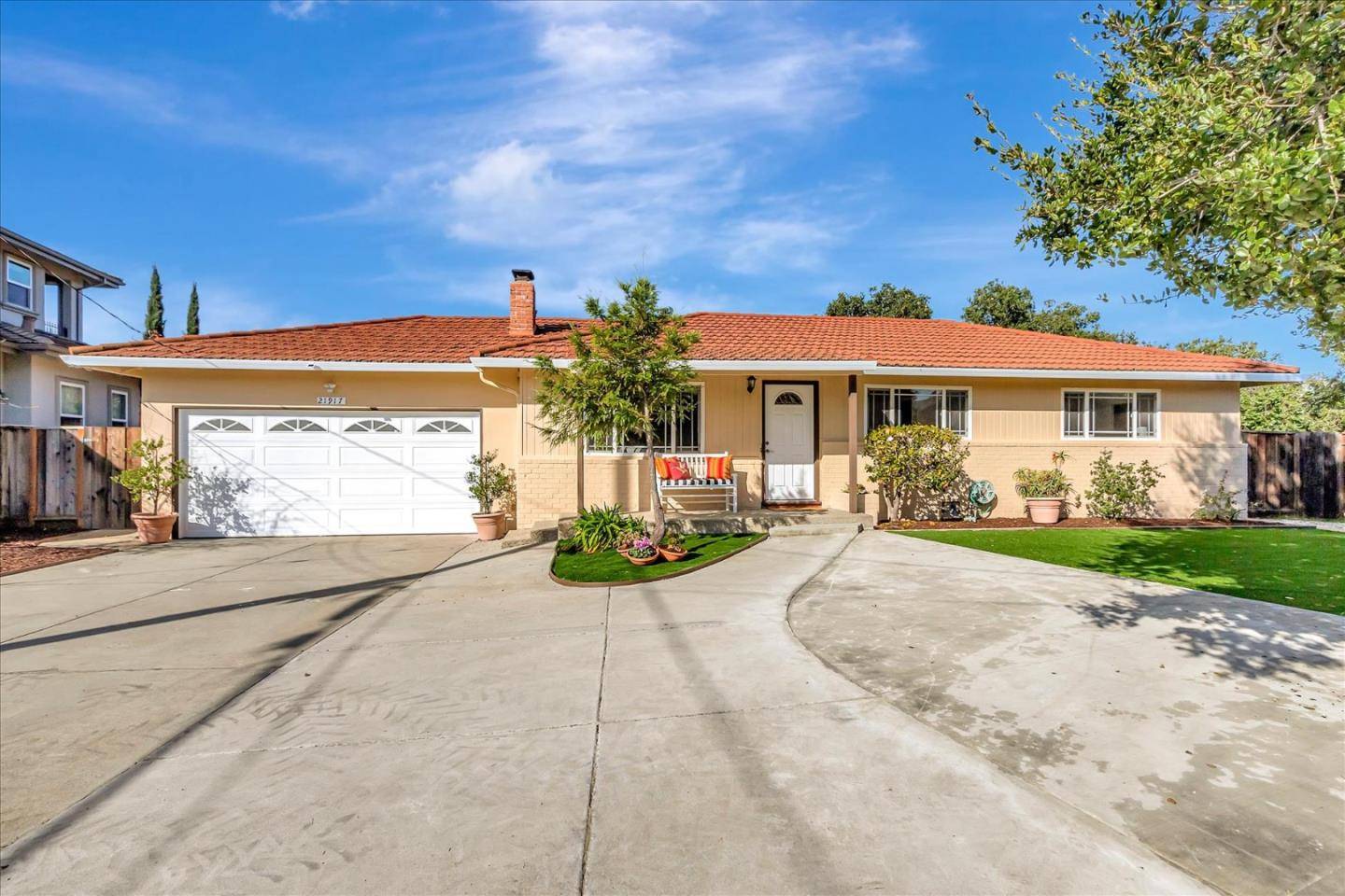 Cupertino, CA 95014,21917 Gardenview LN