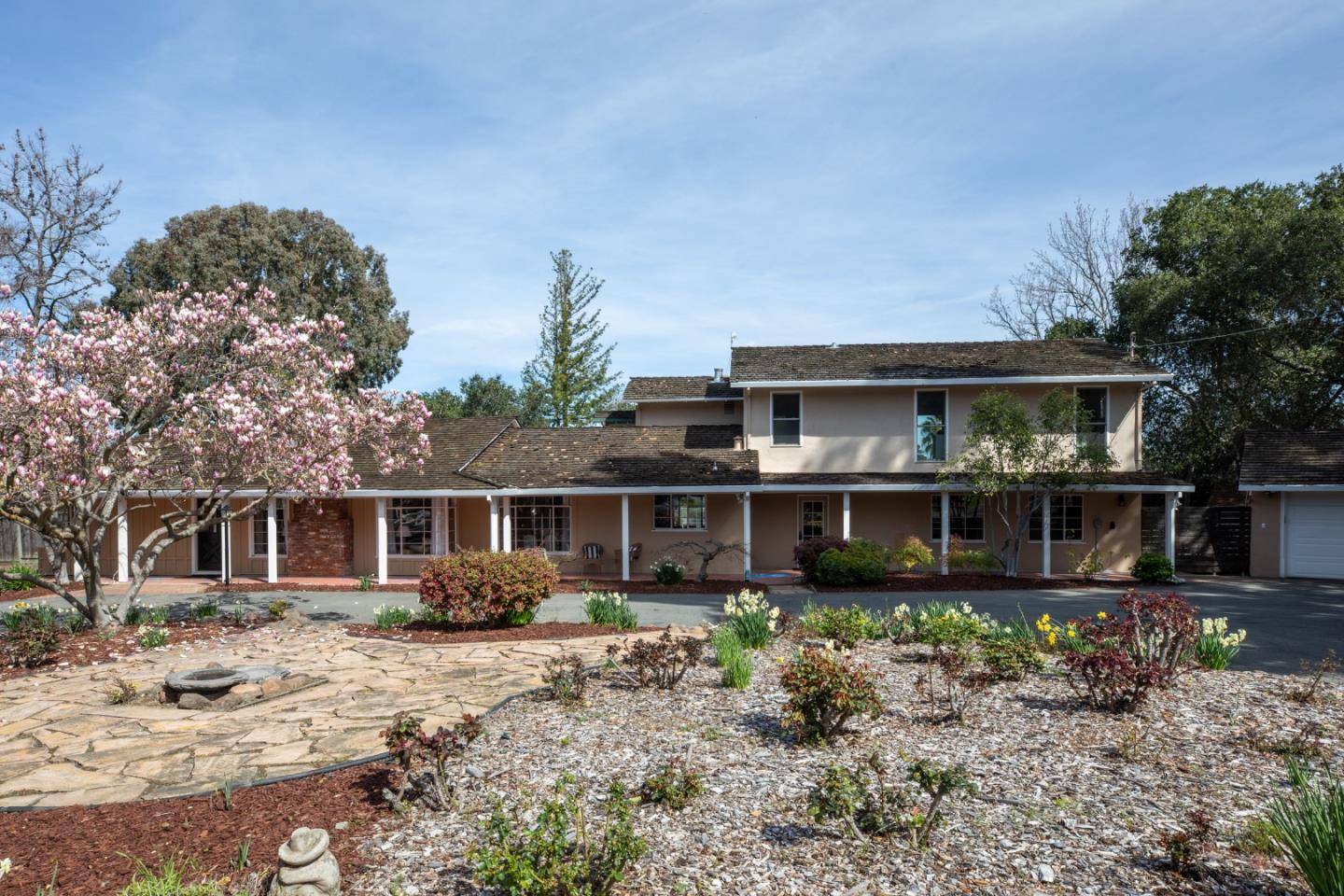 Los Altos Hills, CA 94022,25625 Elena RD