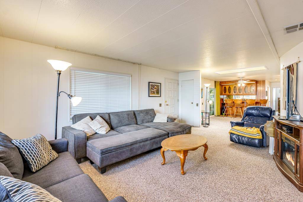 Soquel, CA 95073,13 Del Rio CIR 13