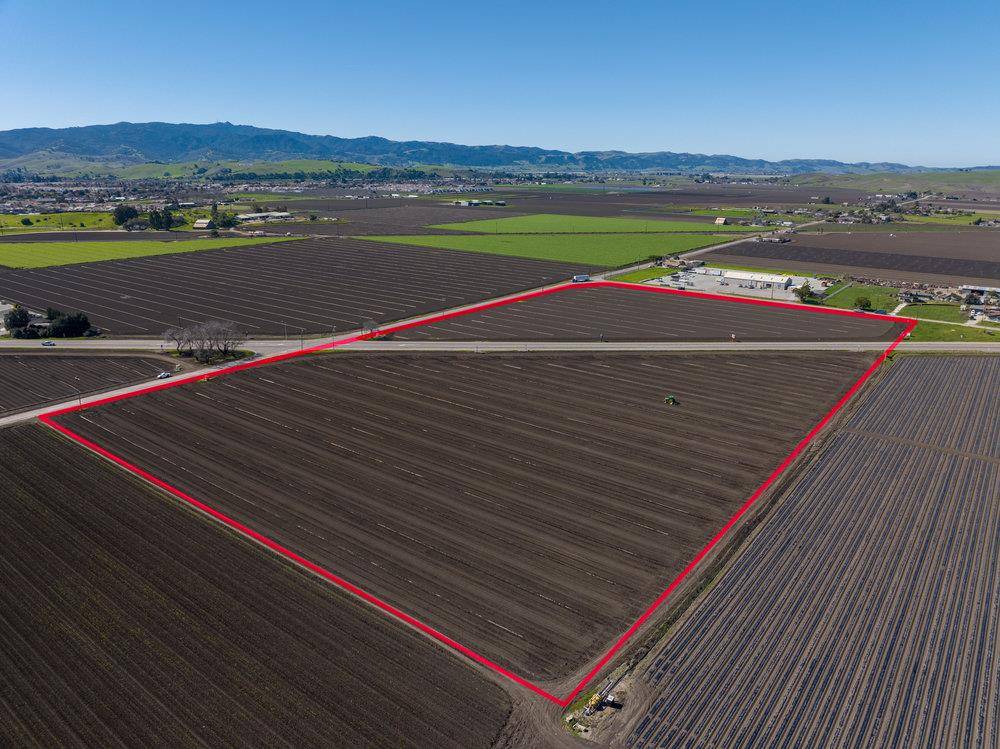 Hollister, CA 95023,0 Wright RD