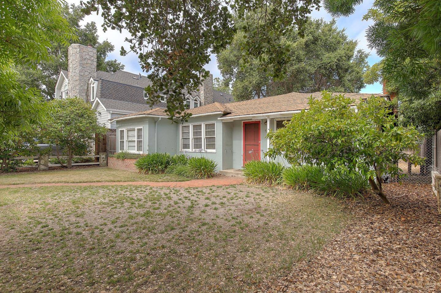 Los Altos, CA 94022,526 Lassen ST