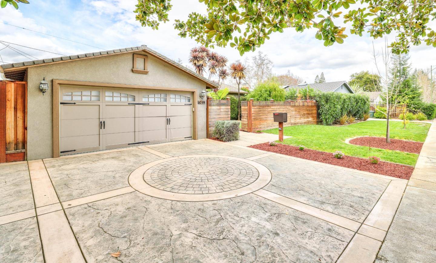 Mountain View, CA 94040,1248 Phyllis AVE