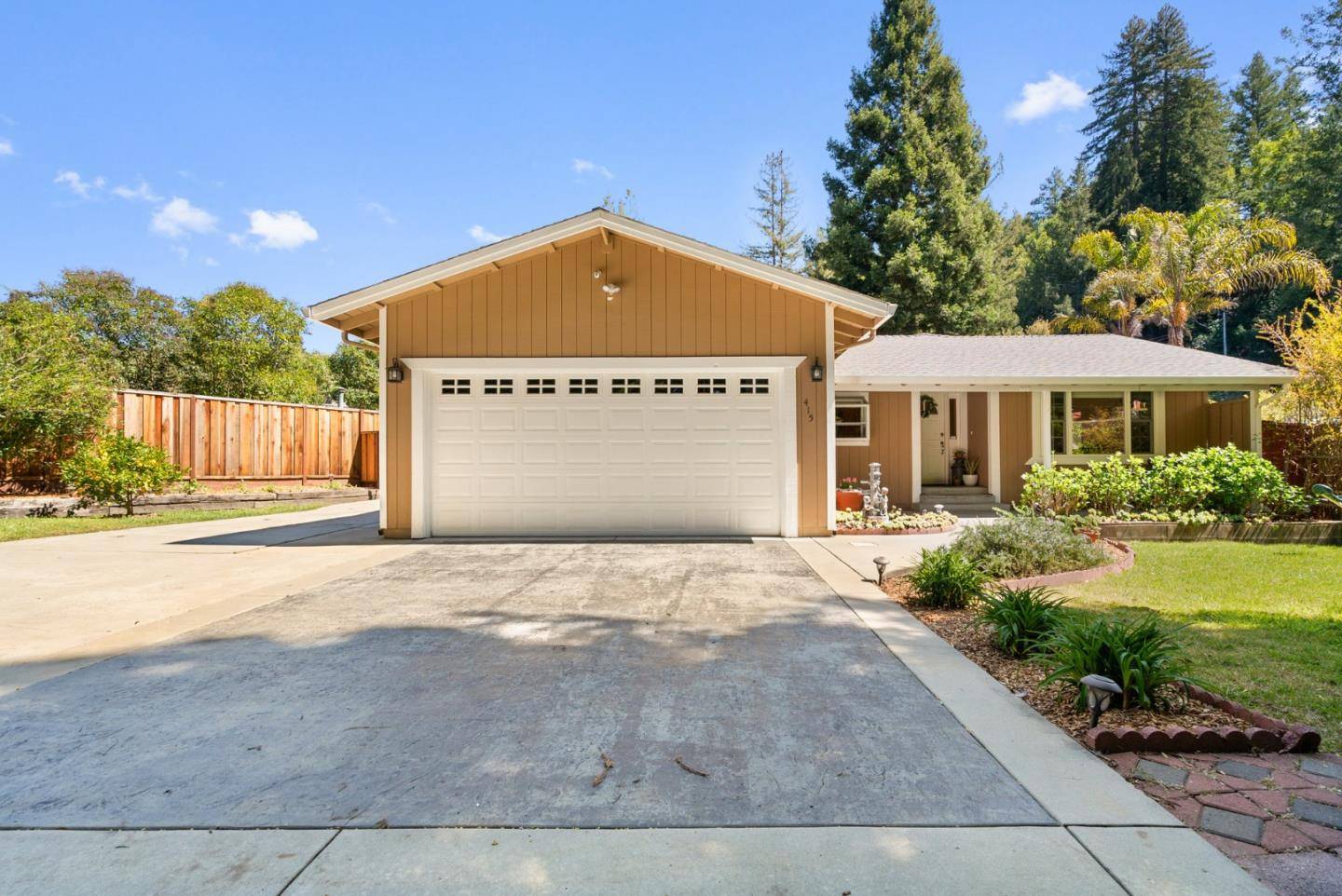 Scotts Valley, CA 95066,415 S Navarra DR