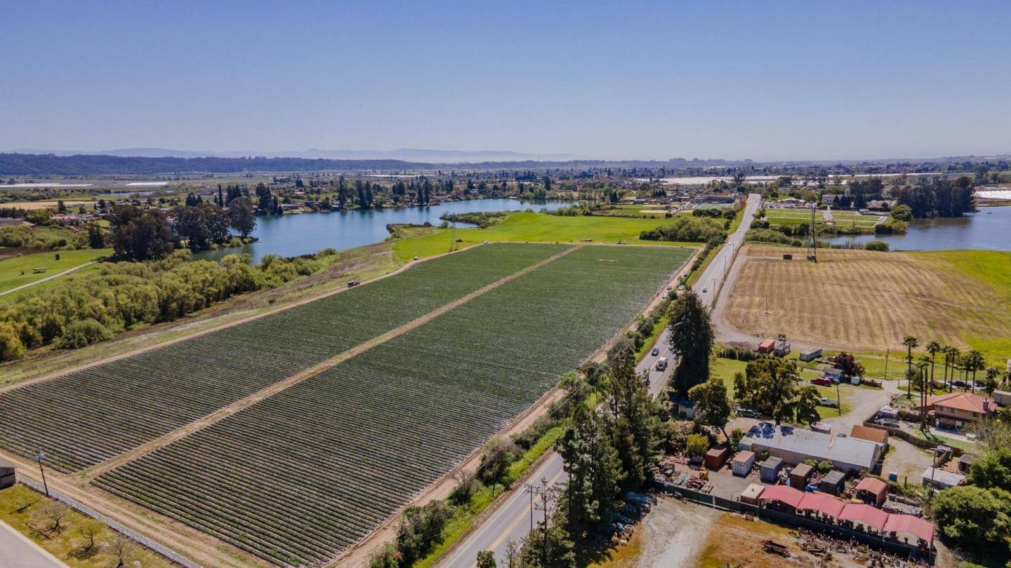 Watsonville, CA 95076,118 Acres E Lake AVE