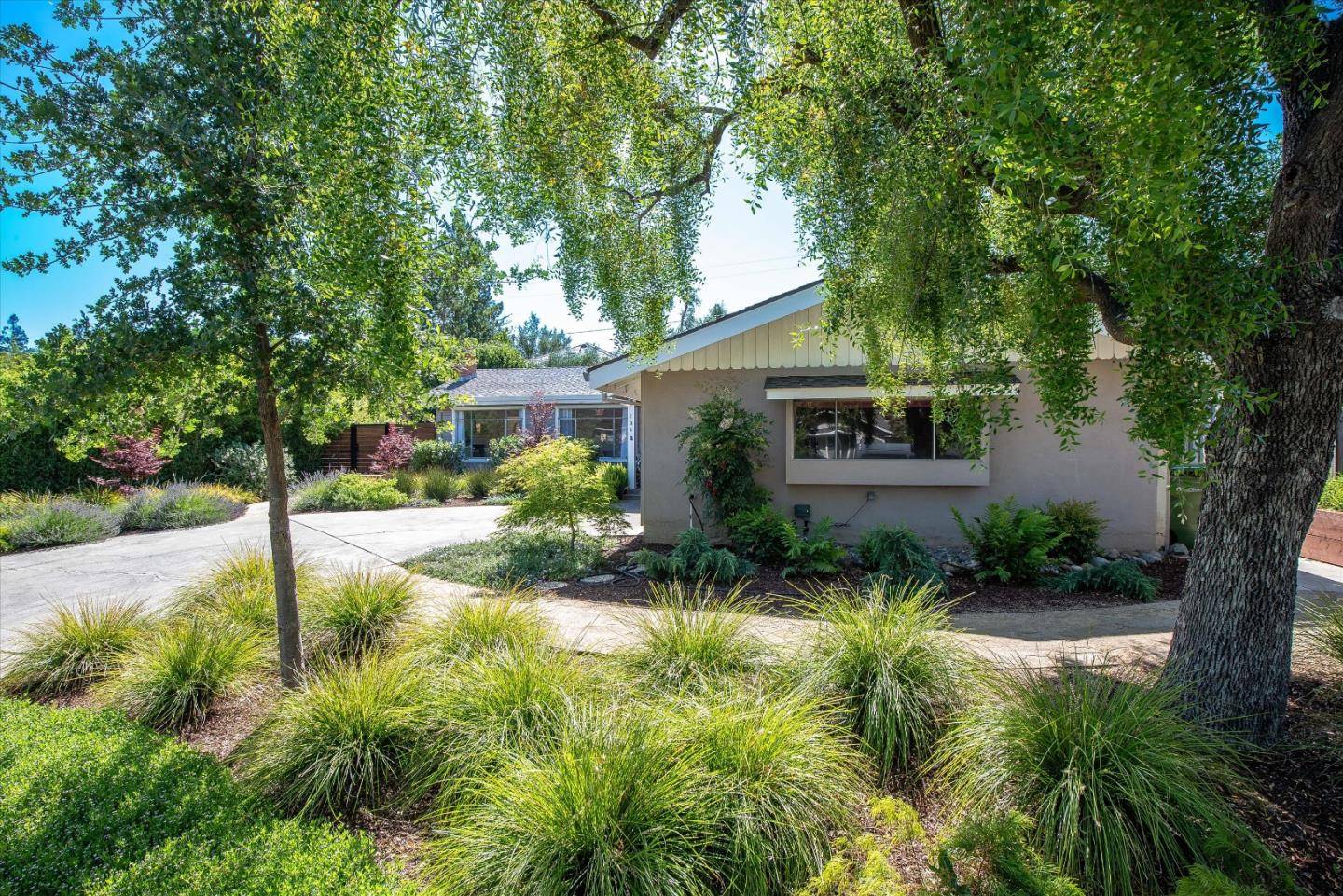 Los Gatos, CA 95032,104 Amanda LN