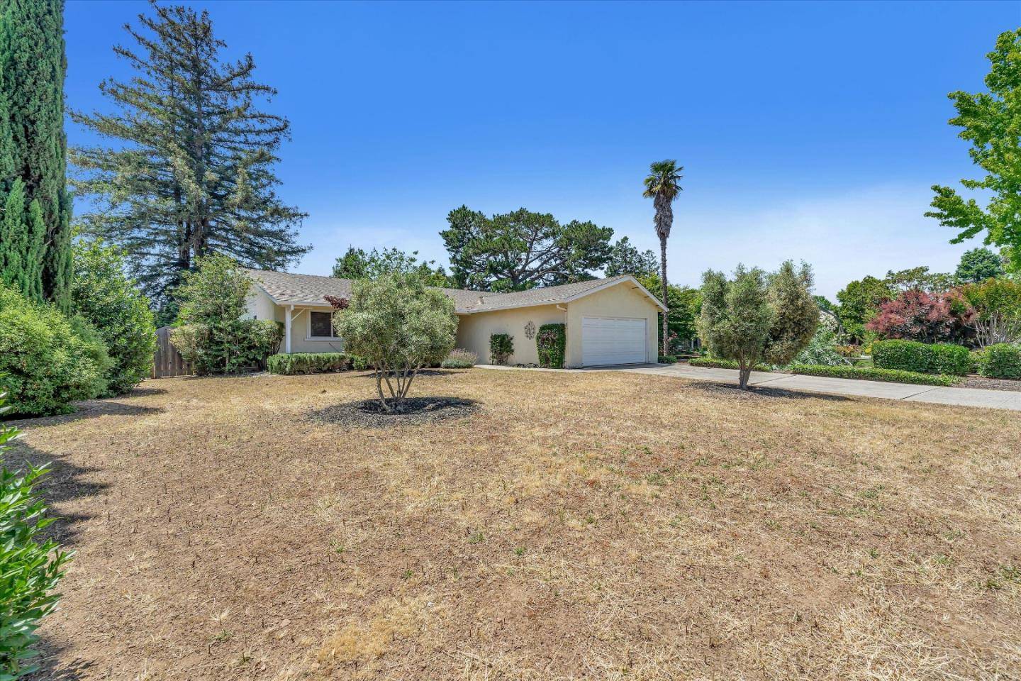 Morgan Hill, CA 95037,15435 La Alameda DR