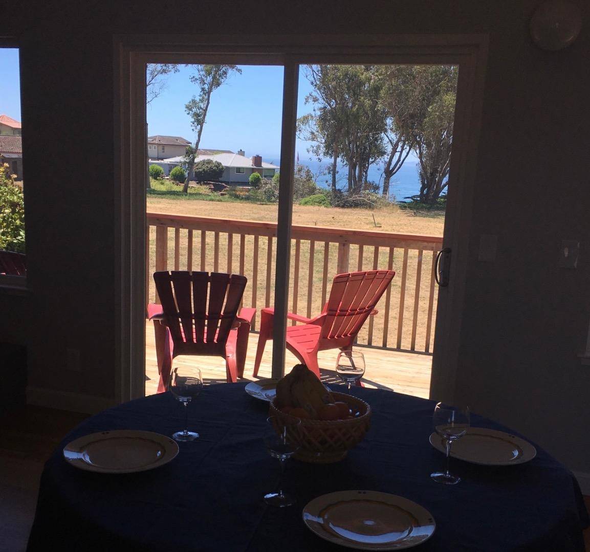 La Selva Beach, CA 95076,141 Holiday Dr.