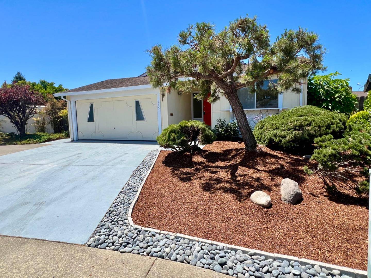 Watsonville, CA 95076,735 Cynthia CT