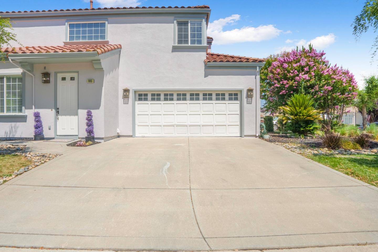 Morgan Hill, CA 95037,985 White Cloud DR