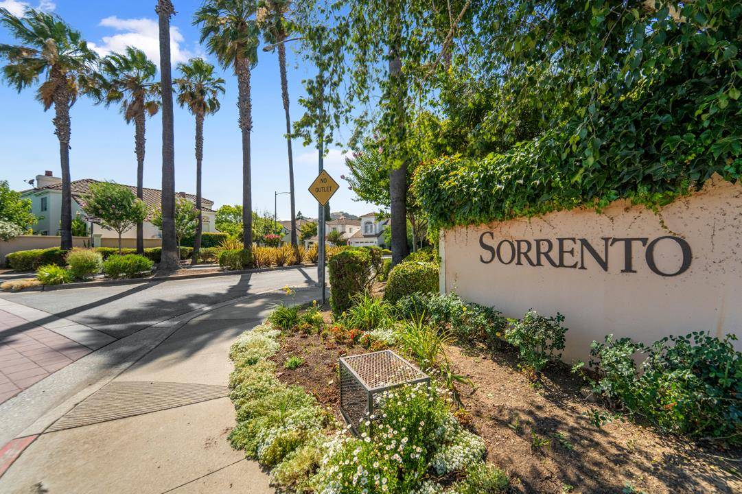 Morgan Hill, CA 95037,521 Via Sorrento