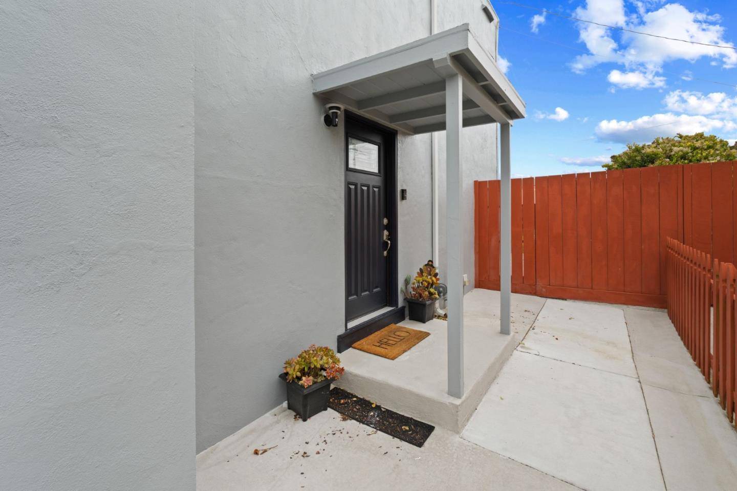 Pacifica, CA 94044,461 Lynbrook DR