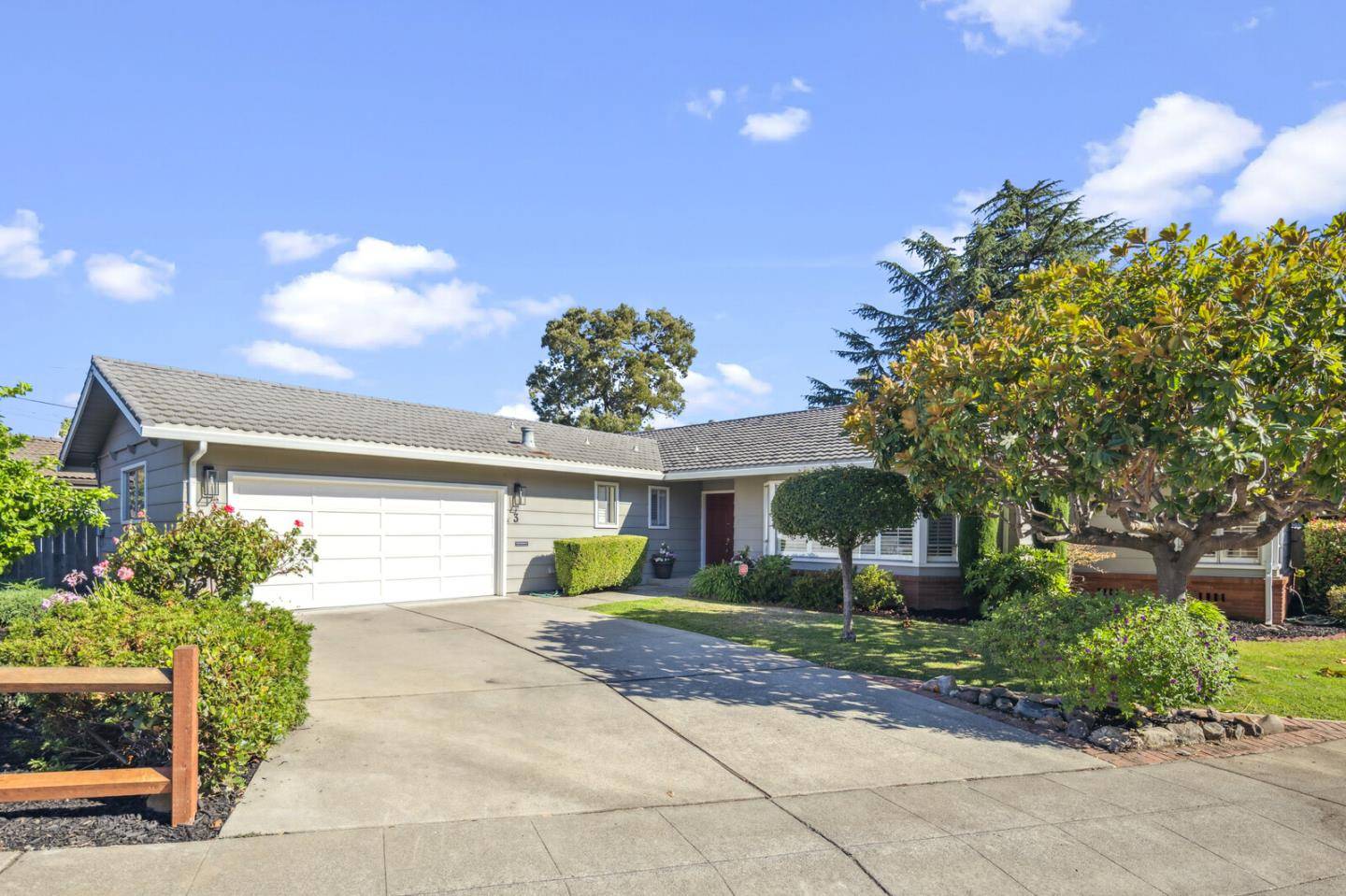 Redwood City, CA 94062,3 Bradshaw TER