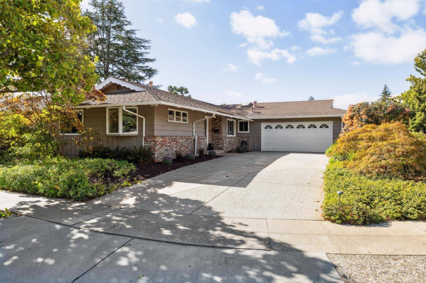 Sunnyvale, CA 94087,1454 Enderby WAY
