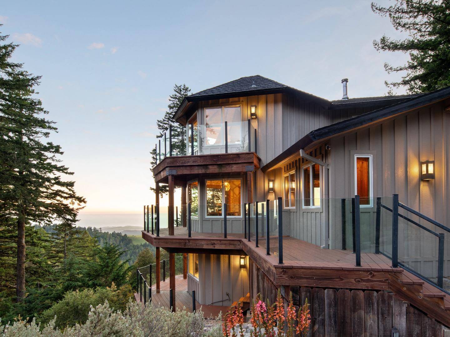 Woodside, CA 94062,240 Allen RD