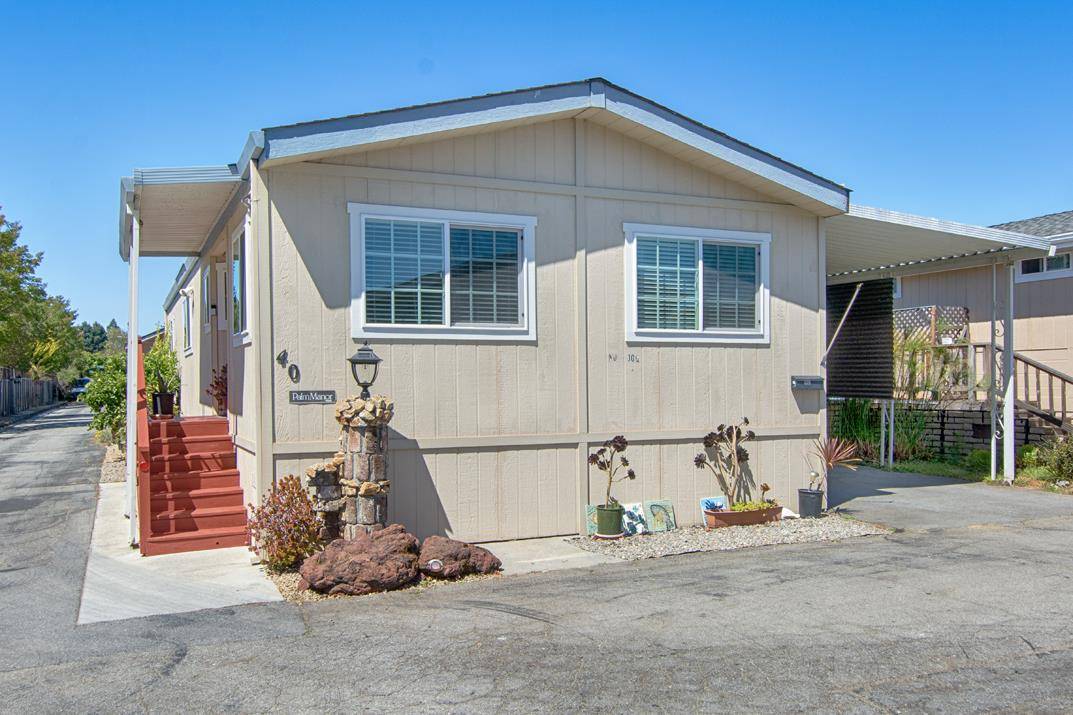 Santa Cruz, CA 95062,3710 Gross RD 40