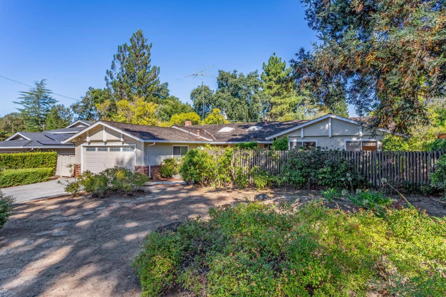 Los Gatos, CA 95030,104 Verona CT