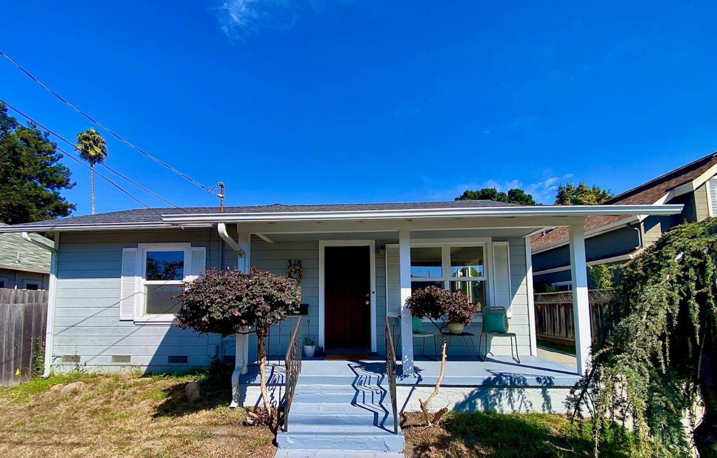 Santa Cruz, CA 95060,318 Walk CIR