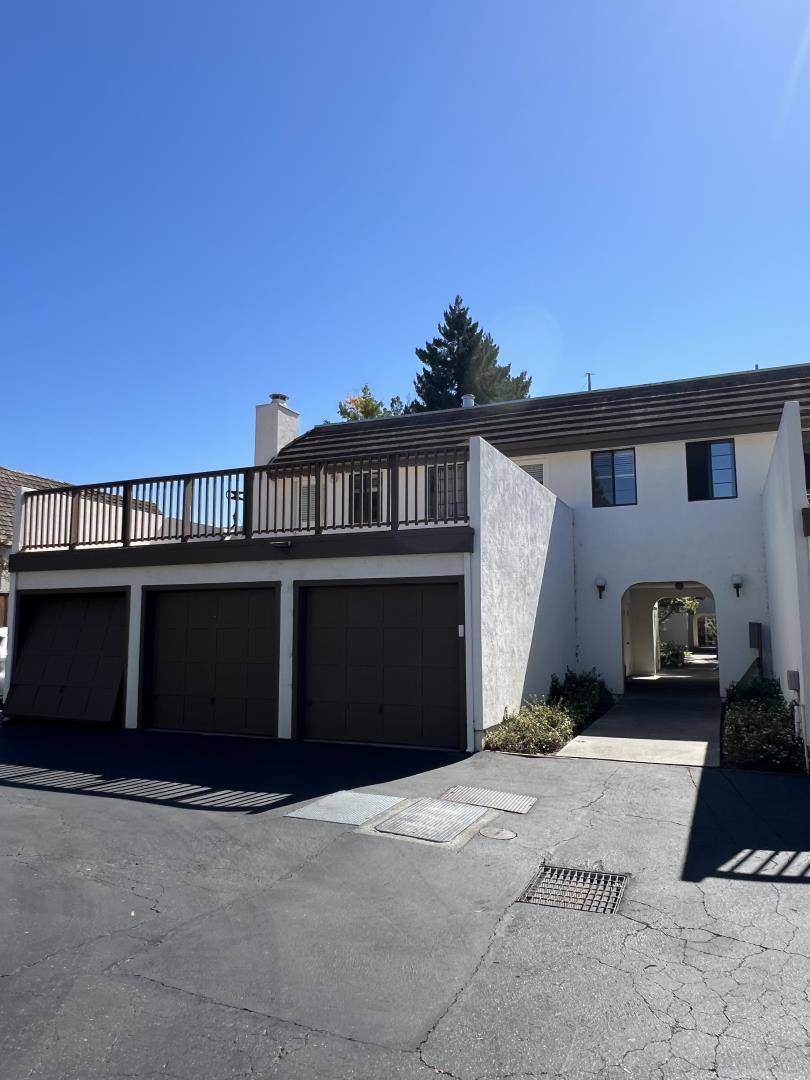 Mountain View, CA 94043,101 E Middlefield RD 7