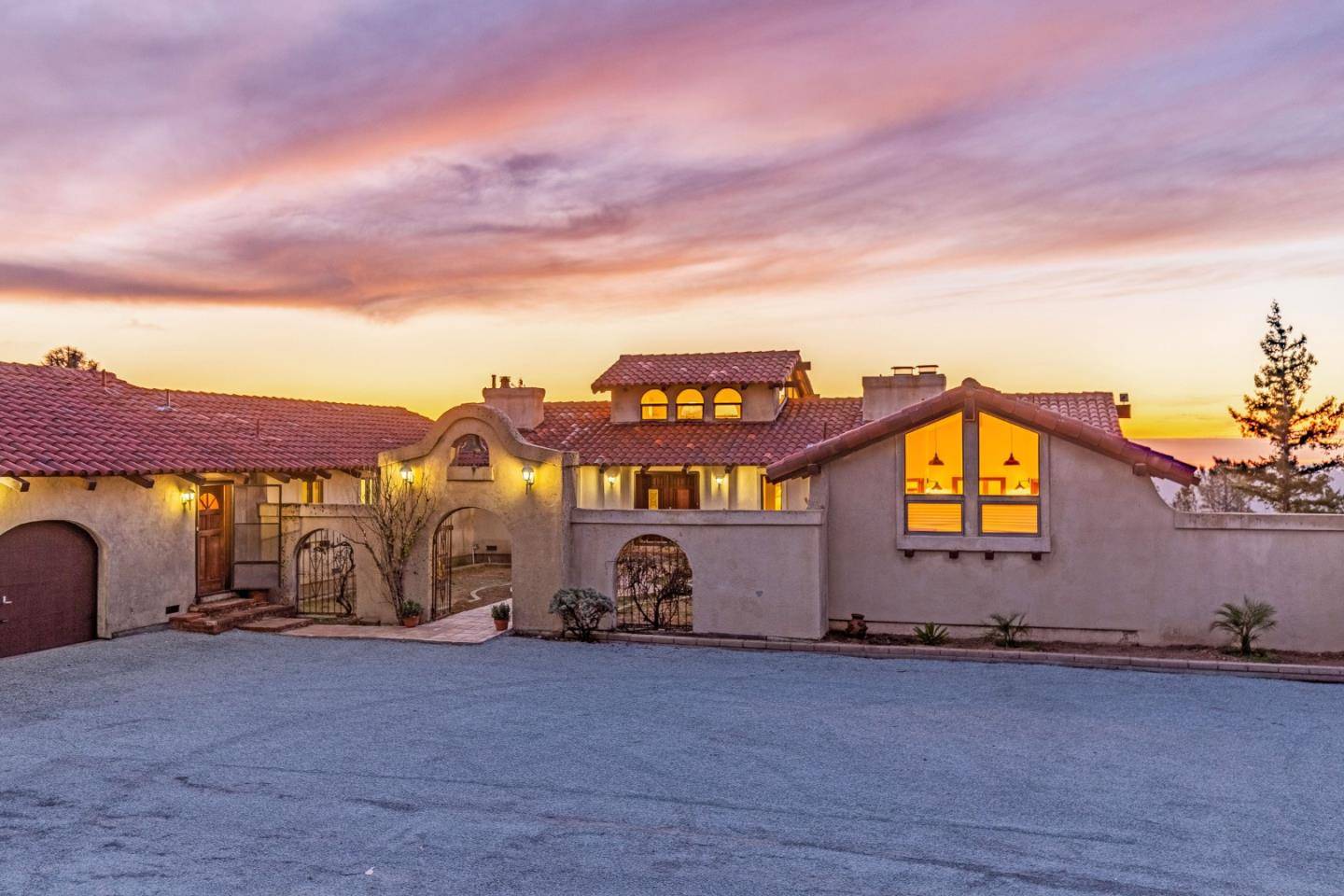 Los Gatos, CA 95033,16420 Soda Springs RD