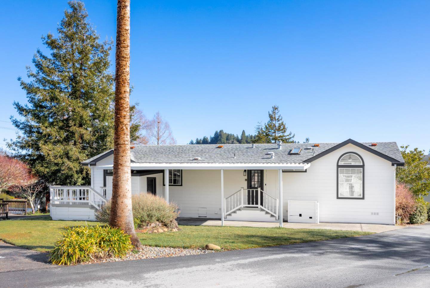 Scotts Valley, CA 95066,225 Mount Hermon RD 90