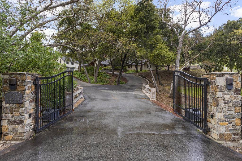 Los Gatos, CA 95032,14205 Shannon RD