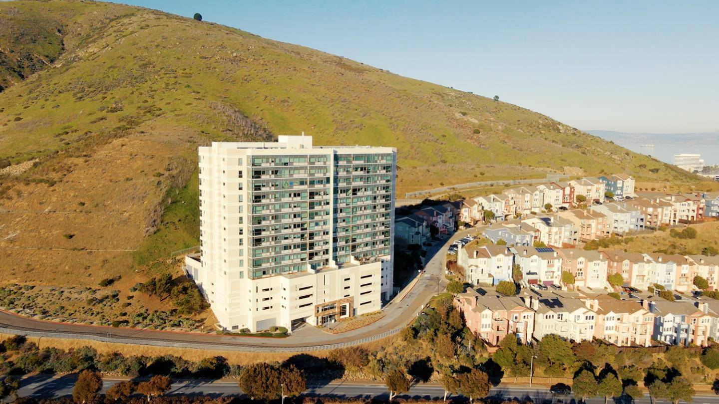 South San Francisco, CA 94080,1 Mandalay PL 1706