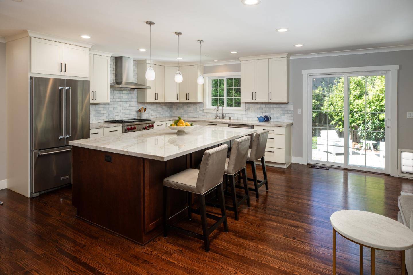 Menlo Park, CA 94025,135 Emma LN